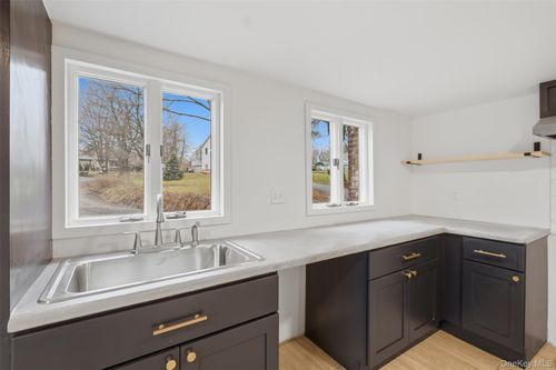 200 Ulster Ave, Ulster Park, NY, 12487-5026 | Card Image