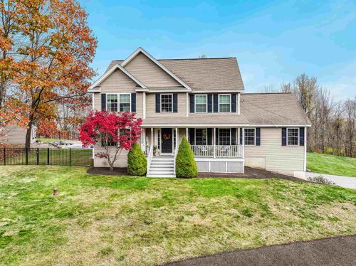 60 Snow Rd, Goffstown, NH, 03045-2924 | Card Image