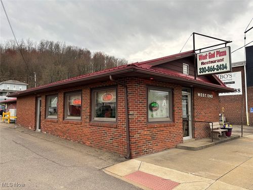 130 W Lisbon St, Waynesburg, OH, 44688-9354 | Card Image