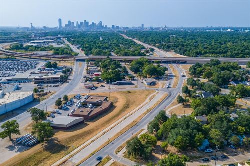 5714 S Central Expy, Dallas, TX, 75215 | Card Image
