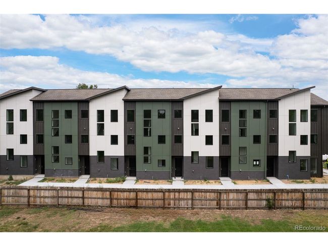 8408 W 52 Nd Ave, Townhouse with 2 bedrooms, 3 bathrooms and null parking in Arvada CO | Image 25