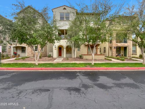2746 S Harmony Ave, Gilbert, AZ, 85295-6071 | Card Image
