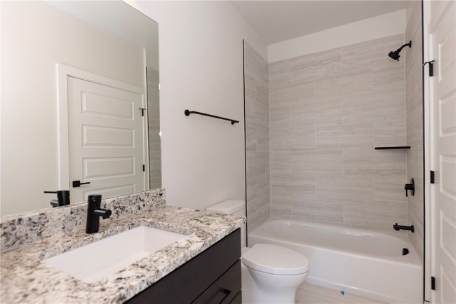 106 - 35 Argentine Ct, Condo with 2 bedrooms, 2 bathrooms and null parking in KEYSTONE CO | Image 32