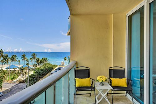 apt-638-2501 S Ocean Dr, Hollywood, FL, 33019-2610 | Card Image