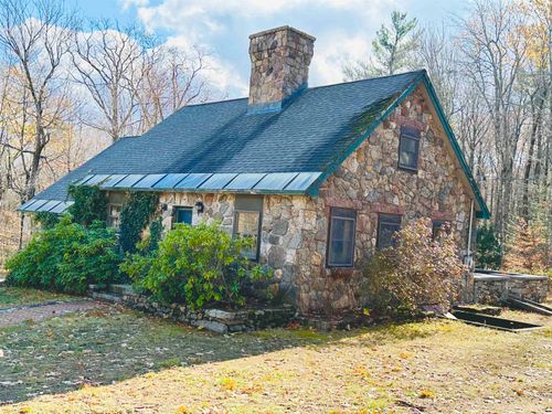 520 North St, Jaffrey, NH, 03452-5512 | Card Image