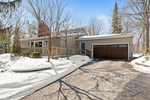 5984 Third Line Rd N, North Gower, ON, K0A2T0 | Card Image