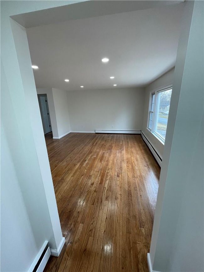 The Livingroom | Image 12
