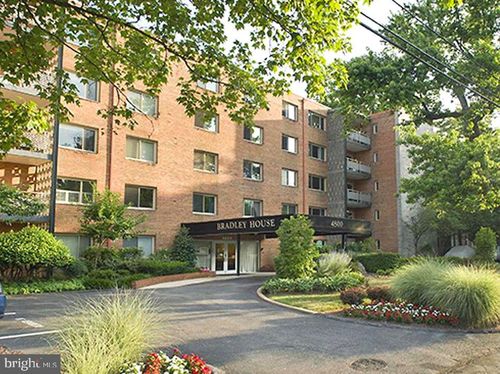 404-4800 Chevy Chase Dr, CHEVY CHASE, MD, 20815-6448 | Card Image