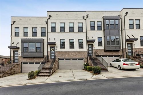 2158 Hinton Dr Se, Smyrna, GA, 30080-3629 | Card Image