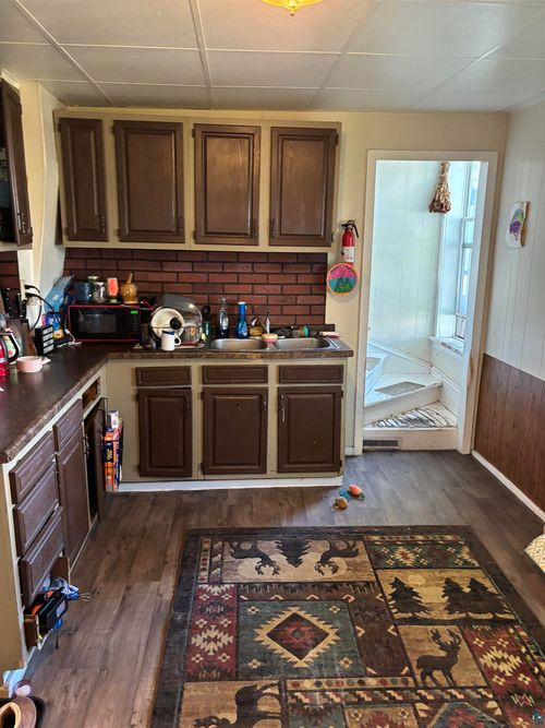 4031 E 2nd St, Superior, WI, 54880-4208 | Card Image