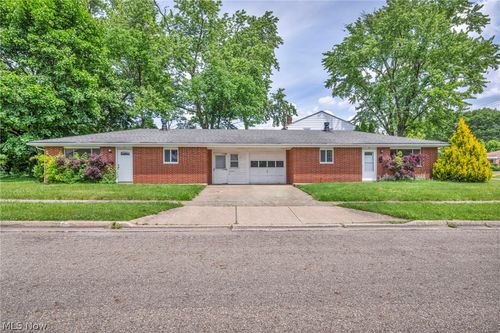 15 Filmore Ave, Cuyahoga Falls, OH, 44221-1435 | Card Image