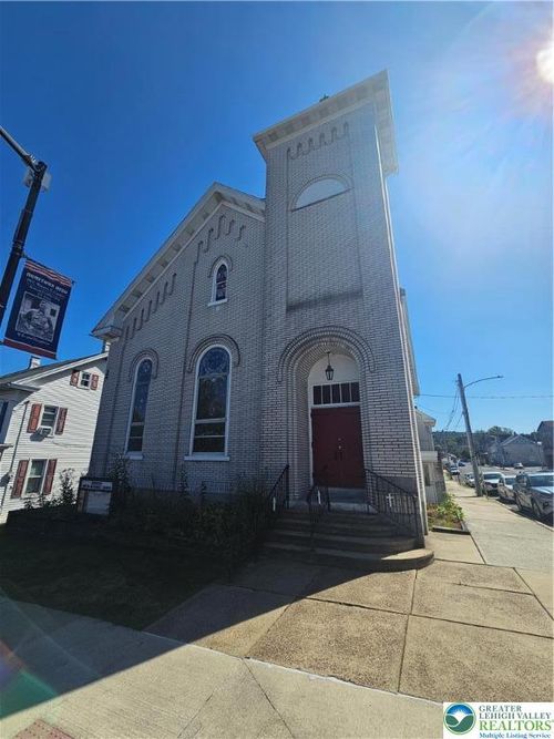 119 S 3rd St, Lehightn Boro, PA, 18235-2001 | Card Image