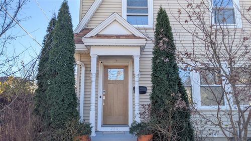 234 Park Ave, Cranston, RI, 02905-2649 | Card Image