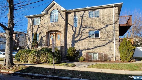 44 Delia Boulevard, Palisades Park, NJ, 07650 | Card Image