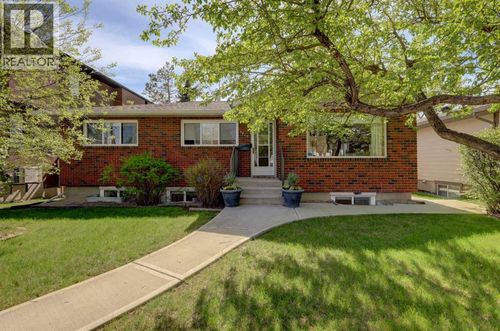 3419 Morley Trail Nw, Calgary, AB, T2M4H3 | Card Image
