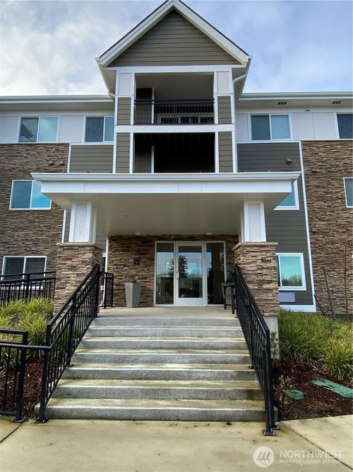 apt-302-3803 17th St Sw, Puyallup, WA, 98373-6071 | Card Image