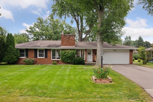 10013 Girard Ave S, Bloomington, MN, 55431-3131 | Card Image