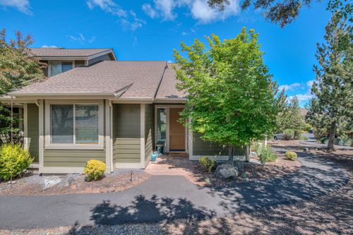 10737 Village Loop, Redmond, OR, 97756-7445 | Card Image