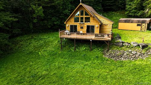 365 Via Appian Way, Roscoe, NY, 12776 | Card Image