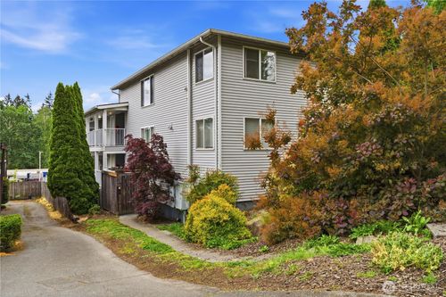 1-13227 35th Ave Ne, Seattle, WA, 98125-4578 | Card Image
