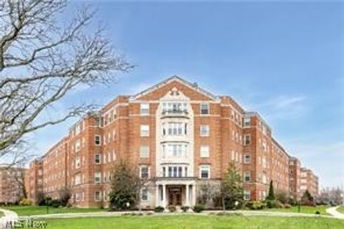 416-13800 Fairhill Rd, Shaker Heights, OH, 44120-5510 | Card Image