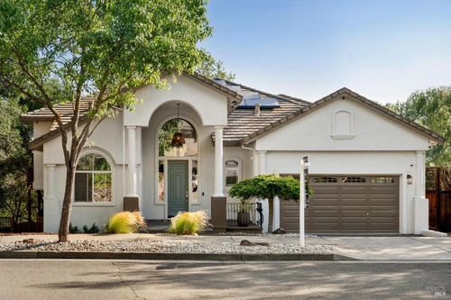 174 Yulupa Cir, Santa Rosa, CA, 95405-5136 | Card Image