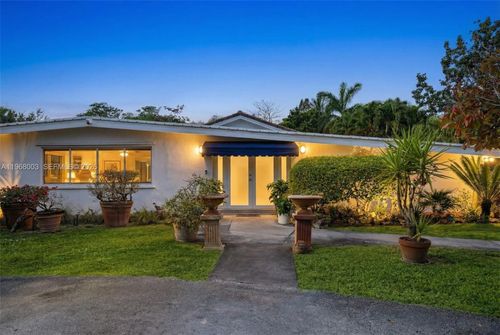 11220 Sw 67th Ave, Pinecrest, FL, 33156-4709 | Card Image