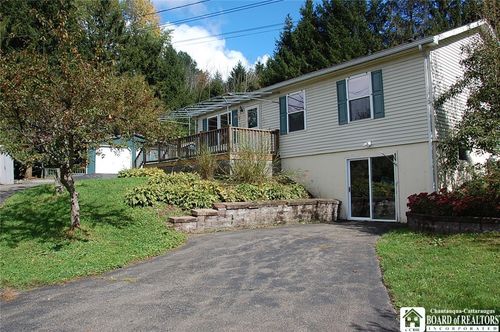 2656 1/2 Horton Rd, Jamestown, NY, 14701-9681 | Card Image