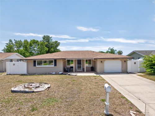 10237 Oak Hill Dr, PORT RICHEY, FL, 34668-3291 | Card Image
