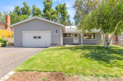 2345 California Ave, Klamath Falls, OR, 97601-1911 | Card Image