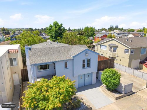 729 1st St, Rodeo, CA, 94572-1202 | Card Image