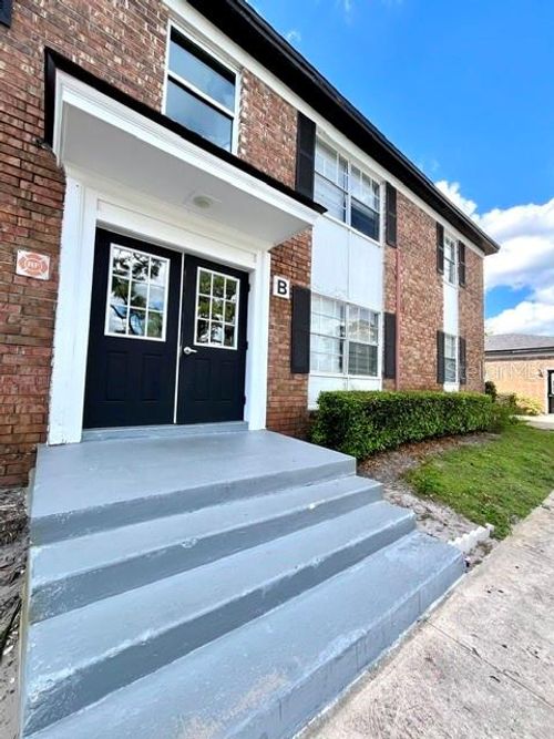 b205-5325 Curry Ford Rd, ORLANDO, FL, 32812-7206 | Card Image
