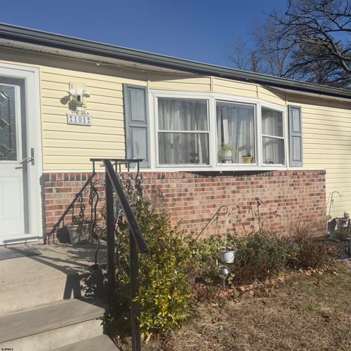 101 Cindy Dr, Egg Harbor Twp, NJ, 08234-7348 | Card Image