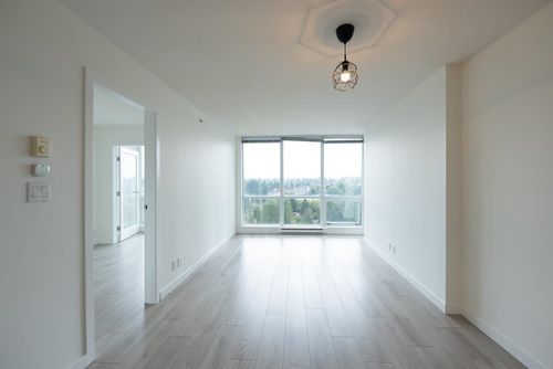 1505-13618 100 Ave, Surrey, BC, V3T0A8 | Card Image