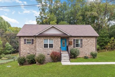 Welcome to 7578 S Swift Rd in Goodlettsville. | Image 1