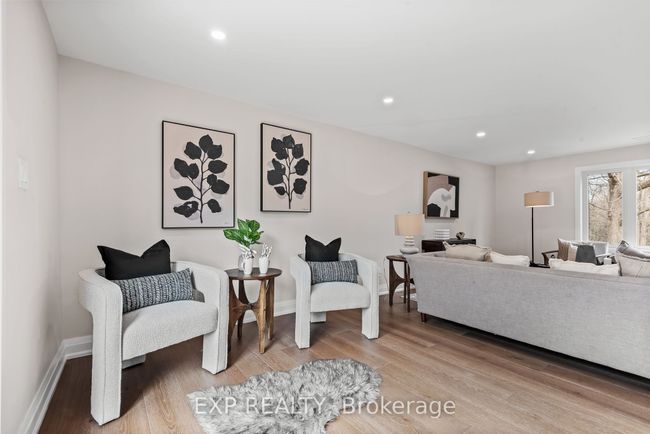 10485 County 2 Rd, House other with 3 bedrooms, 3 bathrooms and 6 parking in Grafton ON | Image 8