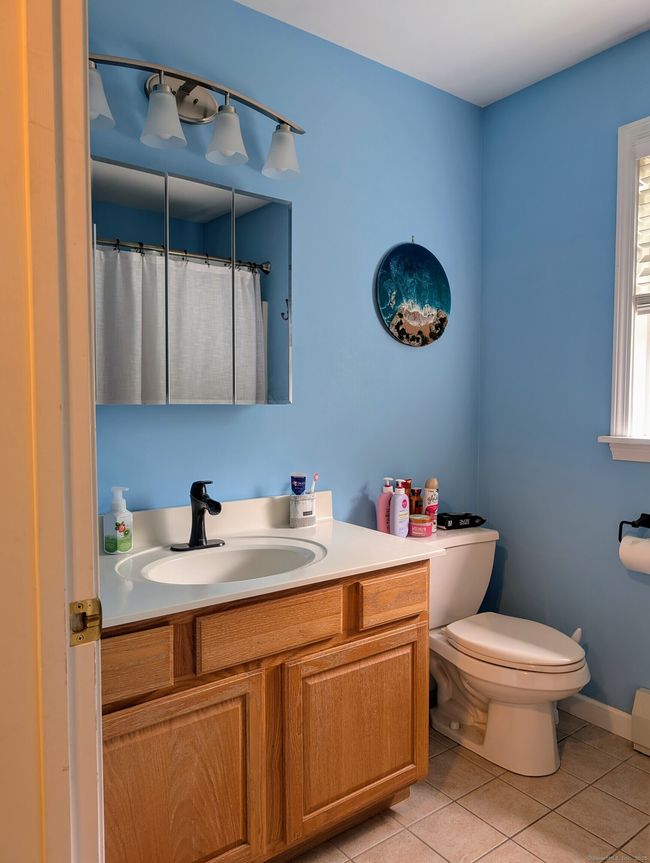 35 Snake Meadow Rd, House other with 3 bedrooms, 3 bathrooms and 6 parking in Killingly CT | Image 21