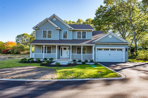 64 Blydenburgh Rd, Centereach, NY, 11720-4346 | Card Image