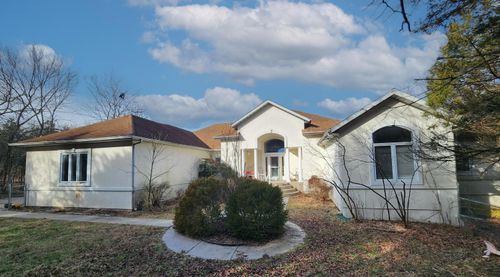 2016 Timberlake Rd, Branson, MO, 65616-8890 | Card Image