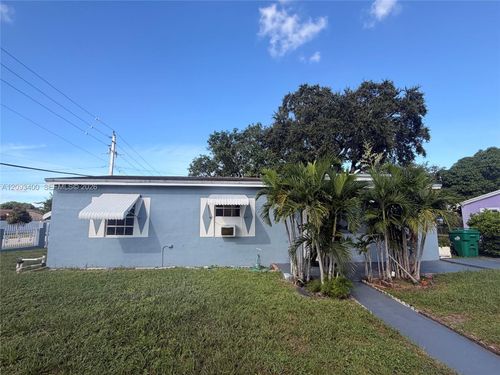 16000 Nw 17th Ct, Miami Gardens, FL, 33054-2126 | Card Image