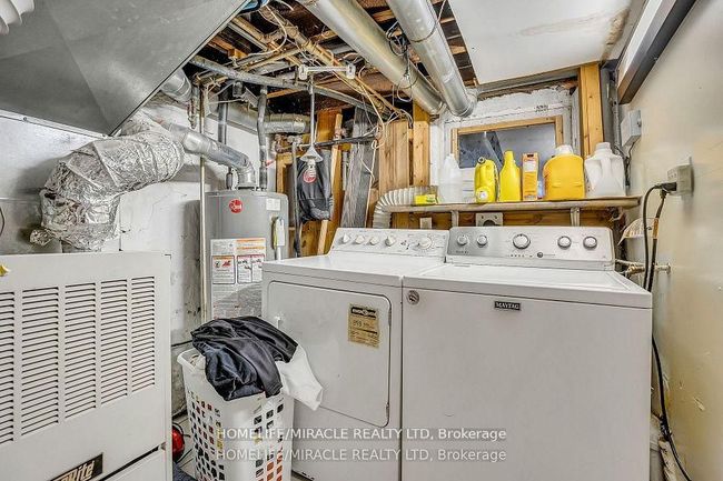 212 Symington Ave, House other with 5 bedrooms, 3 bathrooms and 1 parking in Toronto ON | Image 44