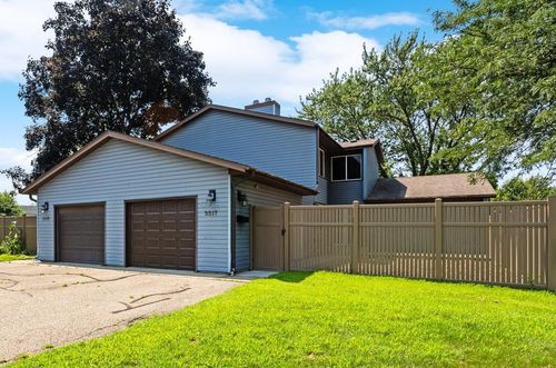 3517 67th St E, Inver Grove Heights, MN, 55076-1606 | Card Image