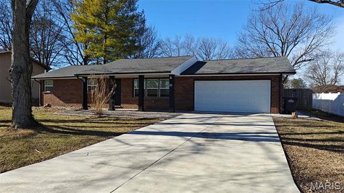 34 Belair Ct Court, Maryville, IL, 62062 | Card Image