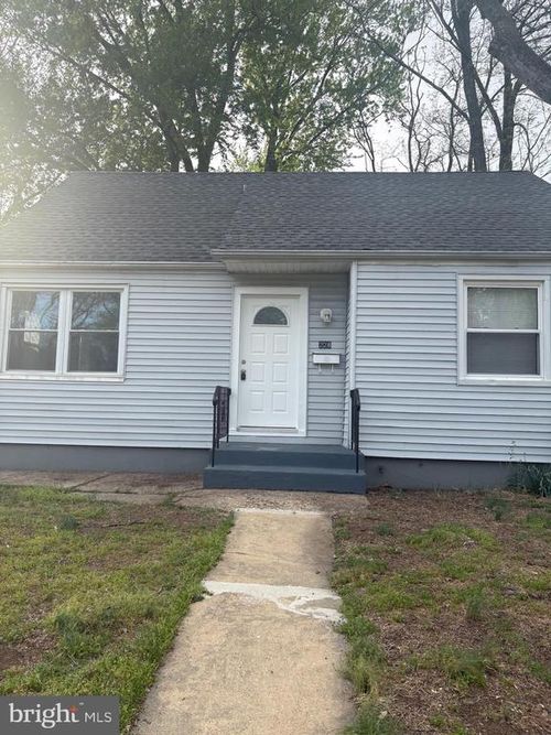 228 Phillips Ave, RUNNEMEDE, NJ, 08078-1949 | Card Image