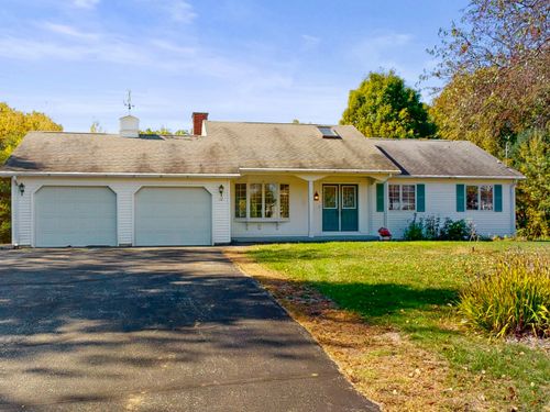 12 Hartford Street, Lewiston, ME, 04240 | Card Image