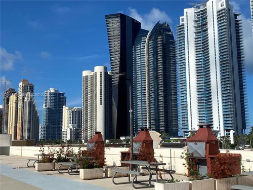 604-17011 N Bay Rd, Sunny Isles Beach, FL, 33160-3685 | Card Image