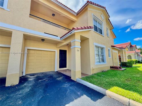 704-704 Belmont Ln, North Lauderdale, FL, 33068-4271 | Card Image