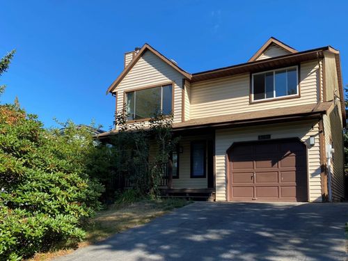 upper-level-3340 Garibaldi Dr, North Vancouver, BC, V7H2S4 | Card Image