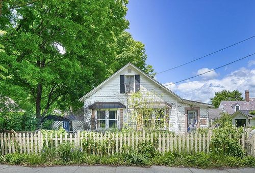 7 Church St, Marlborough, NH, 03455-2411 | Card Image