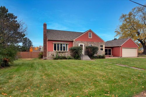 9201 Brook St, Duluth, MN, 55810-1526 | Card Image